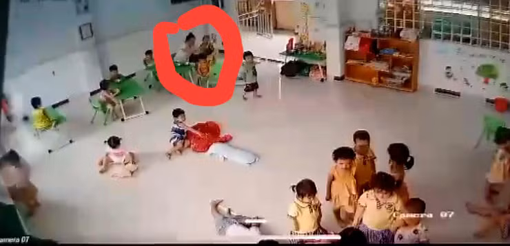 Đình chỉ giáo viên tát liên tiếp 31 cái vào mặt trẻ mầm non -0