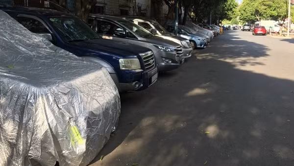 Loay hoay từ bãi giữ xe ngầm đến bãi đậu xe nổi