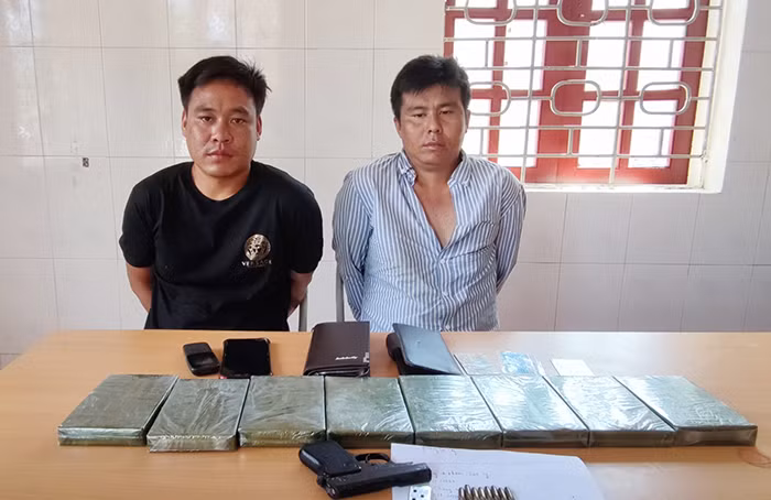 Bắt quả tang 2 đối tượng quốc tịch Lào mua bán, vận chuyển trái phép ma túy -0