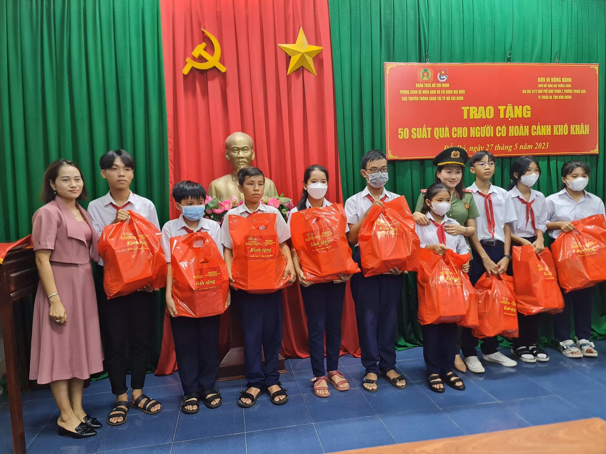 Tuổi trẻ CAND về miền Đất đỏ -0