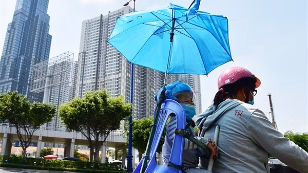 Bắc và Trung Bộ vẫn nắng nóng rát rạt