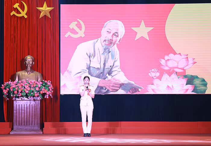 Nâng cao chất lượng hoạt động của chi bộ và bí thư chi bộ -1