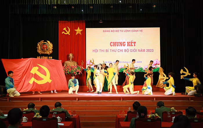 Nâng cao chất lượng hoạt động của chi bộ và bí thư chi bộ -0