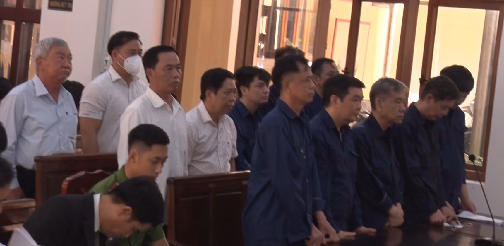 Xét xử hàng loạt cán bộ liên quan đến sai phạm đất đai -0