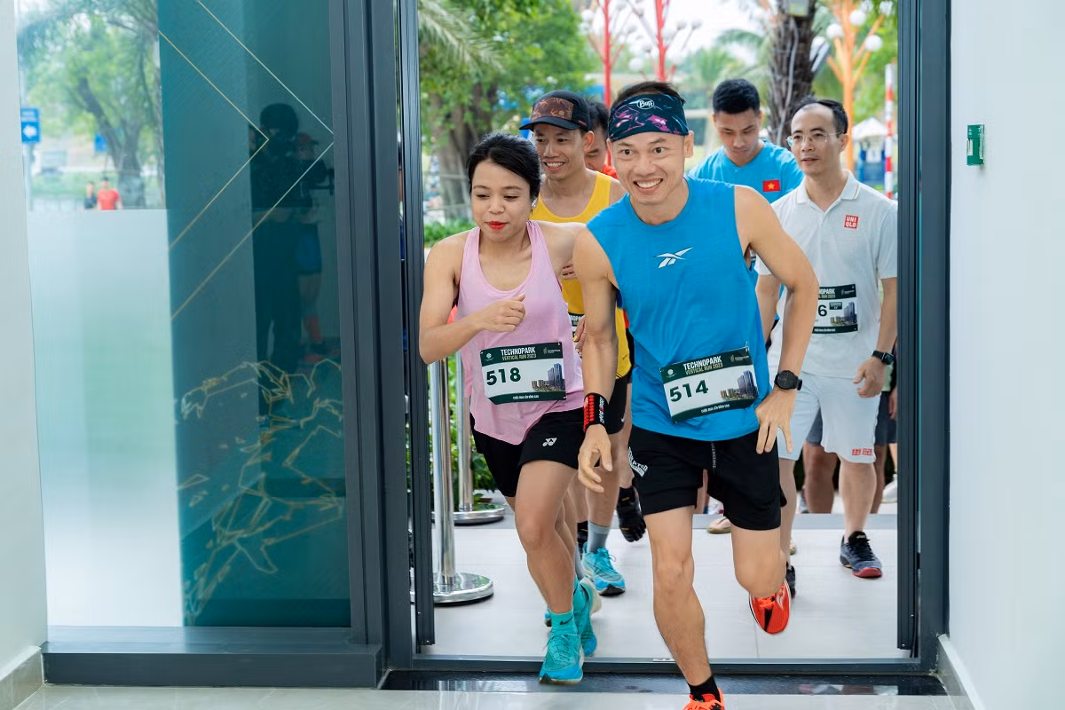 TechnoPark Vertical Run 2023 - Chinh phục tòa nhà thông minh theo tiêu chuẩn TOP10 thế giới&nbsp; -0