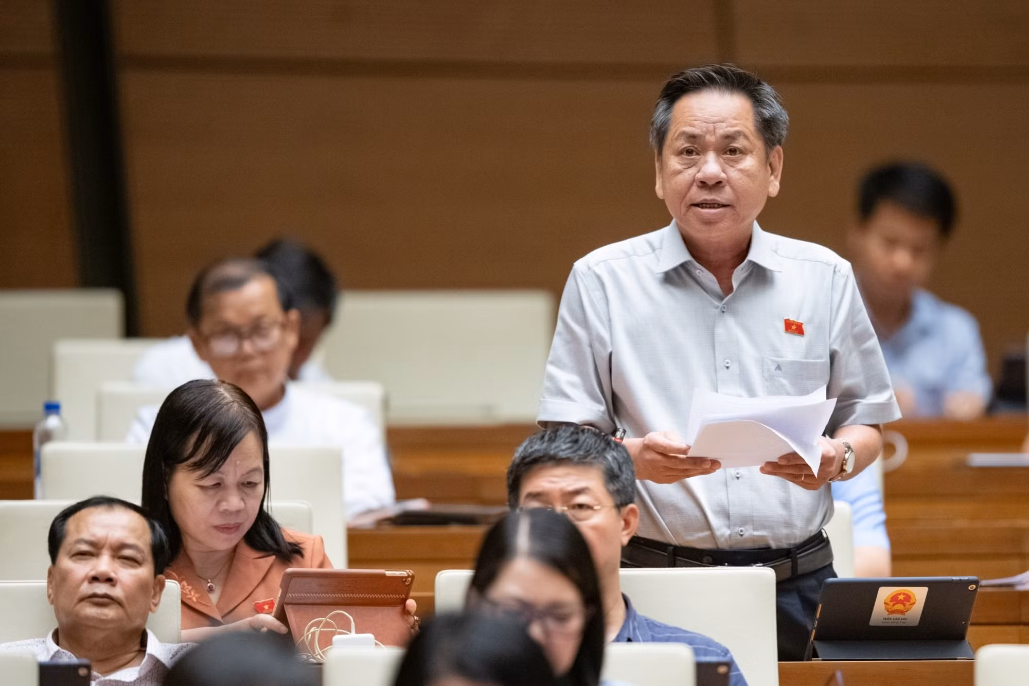 Lo ngại về căn bệnh “sợ trách nhiệm” đang lây lan từ ngành y sang các ngành khác -0