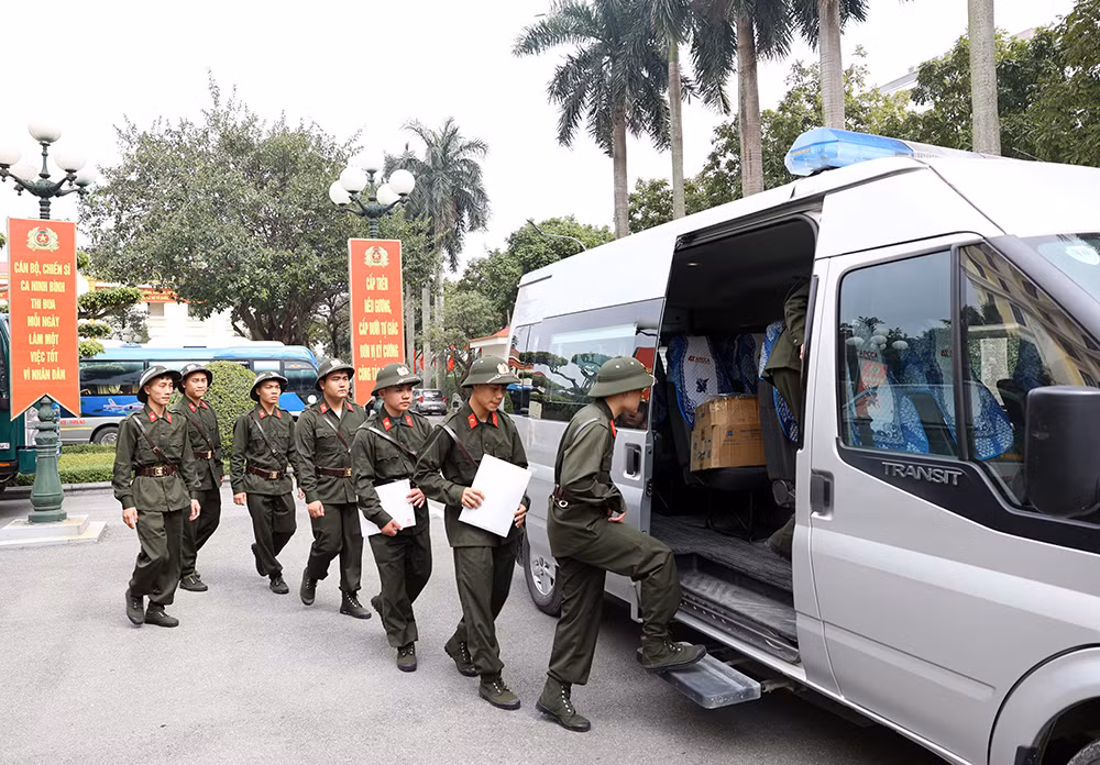 Hàng nghìn tân binh háo hức, sẵn sàng lên đường nhập ngũ -0
