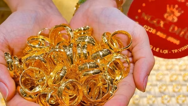 Giá vàng tăng hơn 1 triệu đồng/lượng