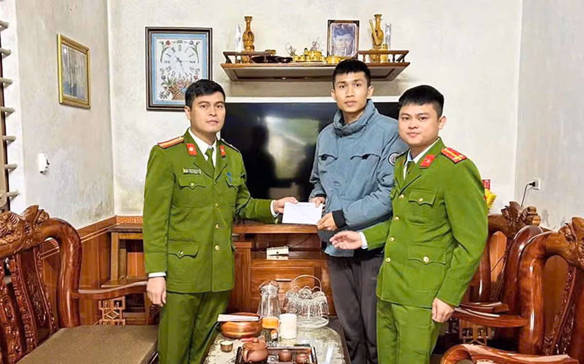 Tự hào lên đường thực hiện nghĩa vụ CAND -0