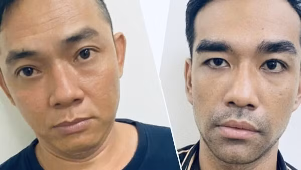 Bắt 2 con nghiện nhiều tiền án đeo bám giật giỏ xách người phụ nữ