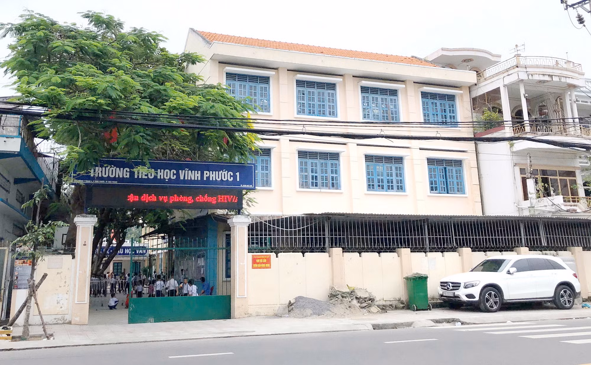  Khánh Hòa dừng dạy thêm, học thêm, chờ tỉnh ban hành quy định -0