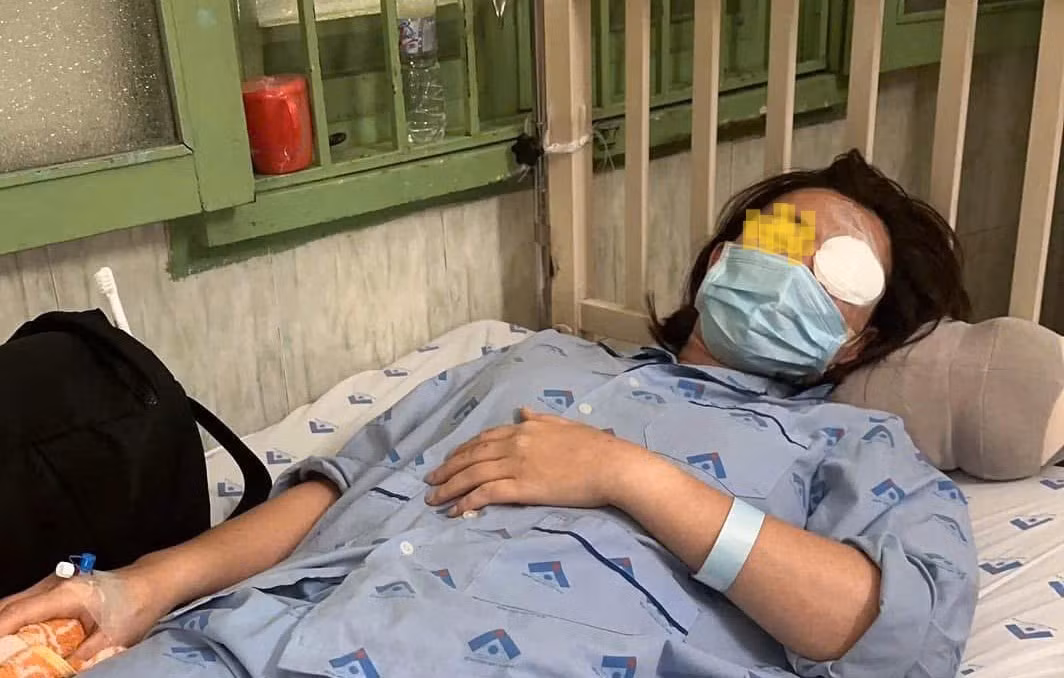 Mâu thuẫn tình cảm, nam thanh niên đánh người phụ nữ gây thương tích -0