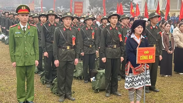 Xúc động ngày lên đường nhập ngũ