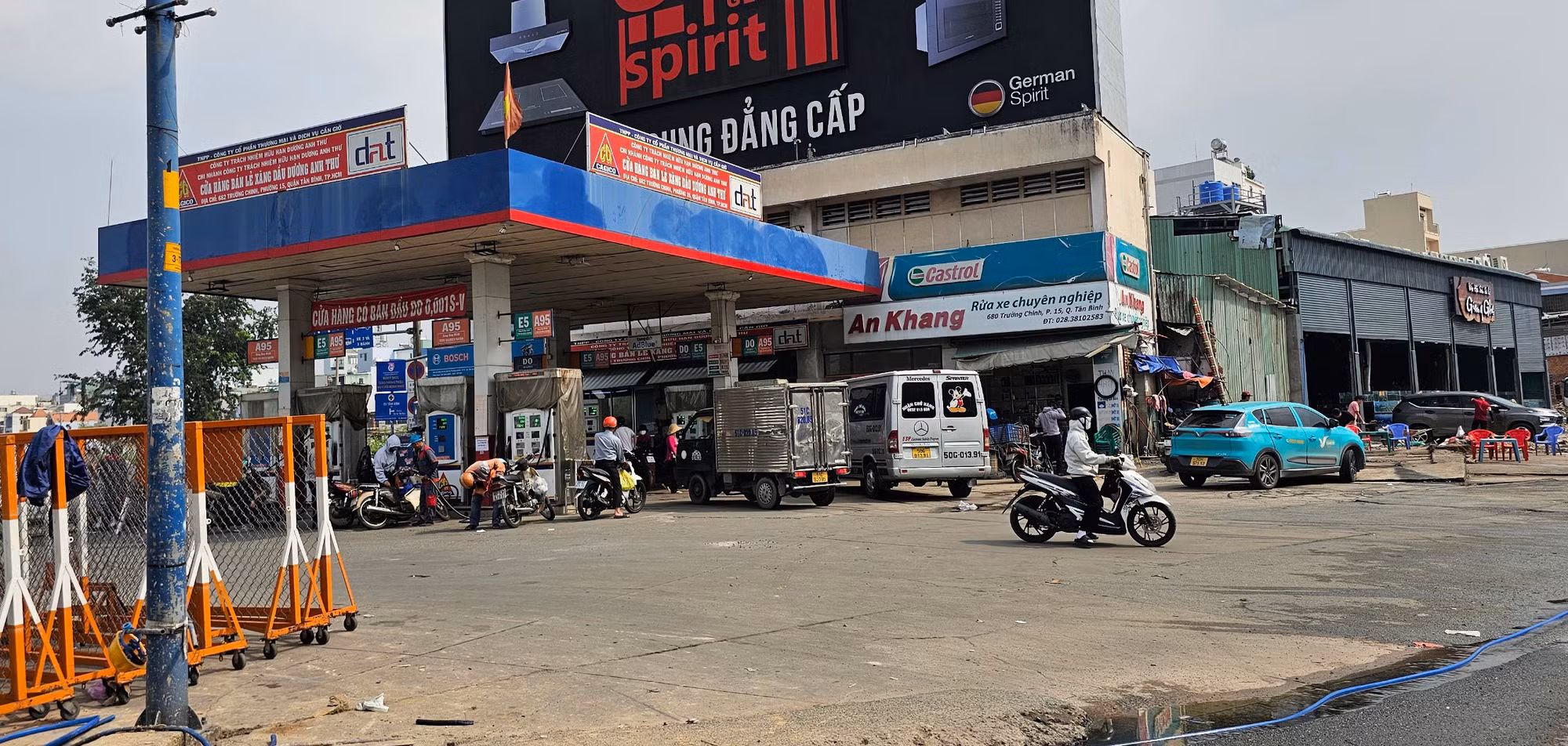 Ngổn ngang Dự án Metro số 2 -0