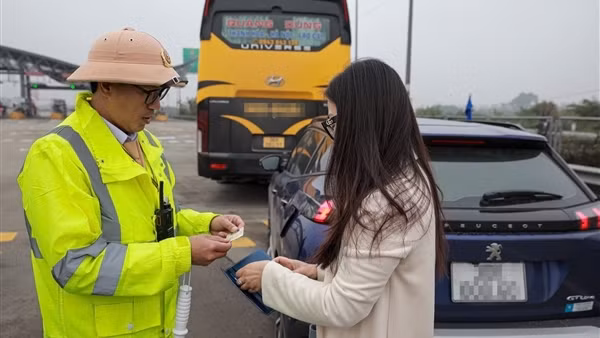 Kiểm soát 6 nhóm lỗi vi phạm giao thông trên cao tốc, nhiều tài xế quá tốc độ bị xử lý
