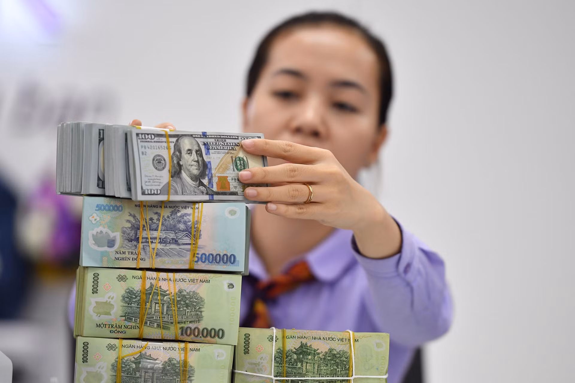 Giải pháp ứng phó với biến động tỷ giá -0