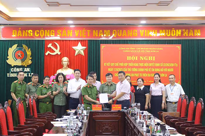 Mở lối về cho những người lầm lỡ -0