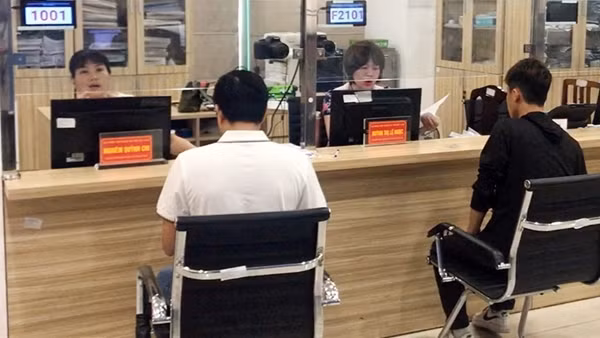 Hà Nội cấp đổi giấy phép lái xe tại 32 đại lý dịch vụ công trực tuyến