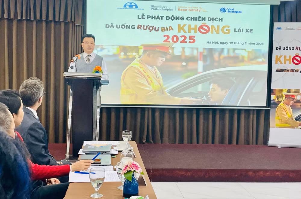 Phát động chiến dịch “ Đã uống rượu bia không lái xe” và “Không giao xe cho người không đủ điều kiện” -0