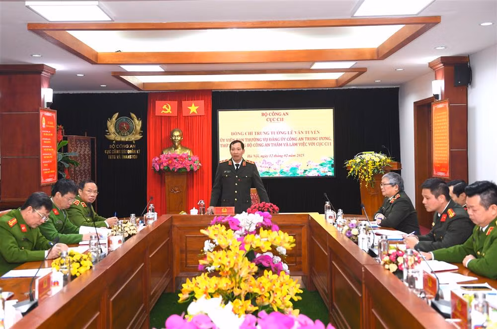 Triển khai hiệu quả công tác đảm bảo an ninh, an toàn các cơ sở giam giữ và thi hành án hình sự -0