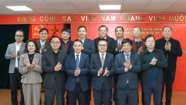 Ra mắt Ban Chấp hành, Ban Thường vụ Đảng ủy Trung ương Hội Nhà báo Việt Nam