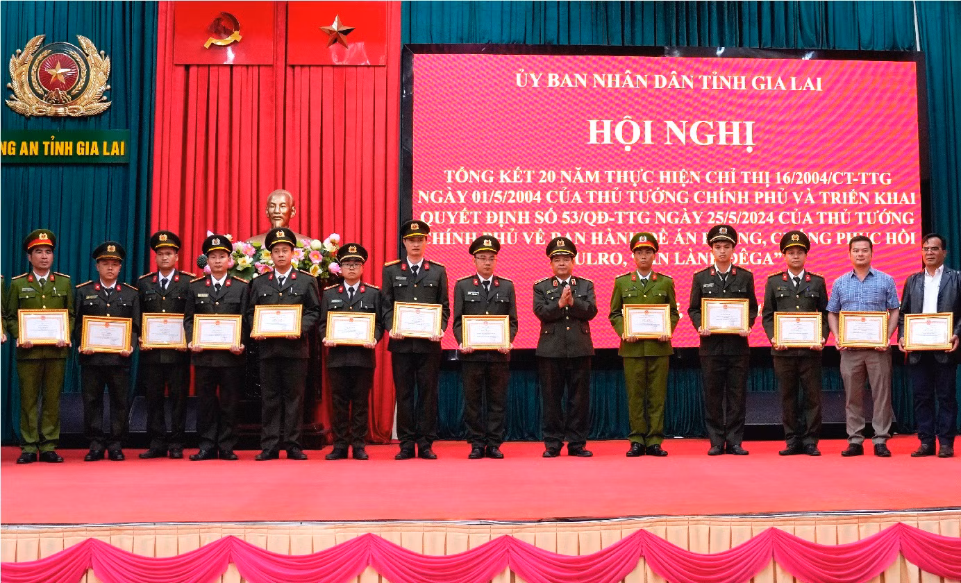 Phá rã toàn bộ khung ngầm của tổ chức phản động Fulro, “Tin lành Degar” -0