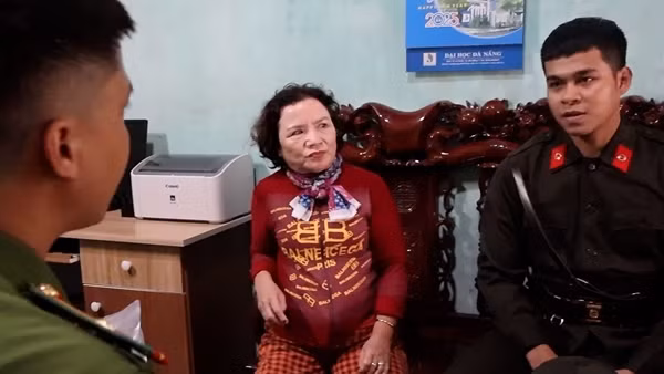 Nhiều cử nhân, đảng viên trẻ ở vùng cao tỉnh Quảng Ngãi hồ hởi đi nghĩa vụ Công an