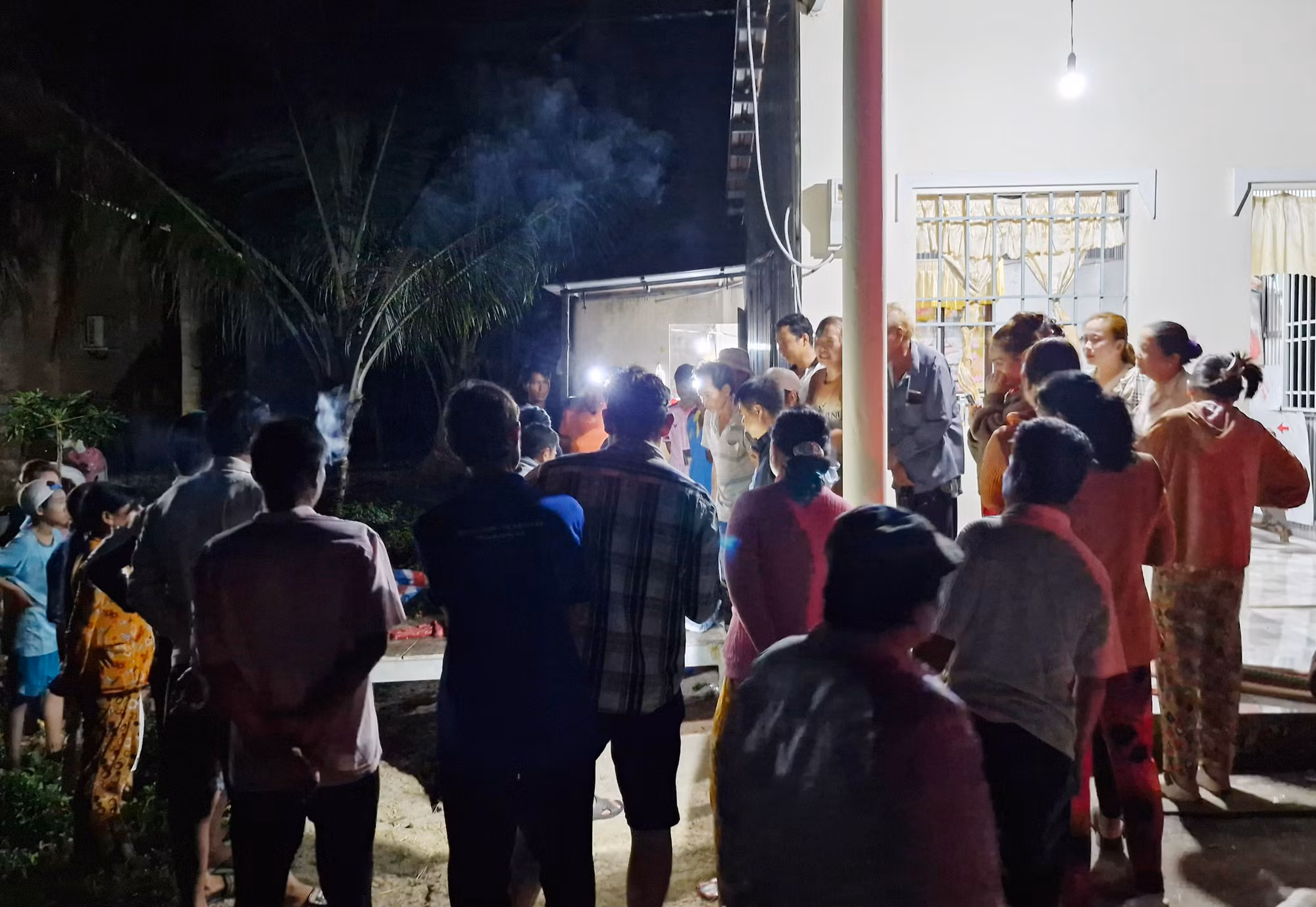 Bé trai 5 tuổi ở Bạc Liêu tử vong dưới ao tôm -0