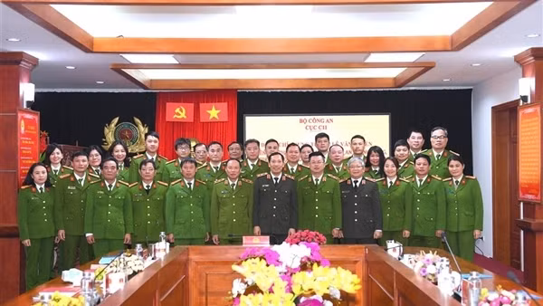 Triển khai hiệu quả công tác đảm bảo an ninh, an toàn các cơ sở giam giữ và thi hành án hình sự