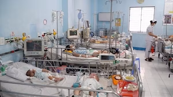 Cung ứng 6.000 lọ thuốc điều trị bệnh tay chân miệng cho các bệnh viện