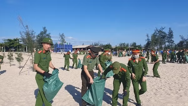Nhiều hoạt động thiết thực hưởng ứng Tháng hành động vì môi trường do Bộ Công an phát động