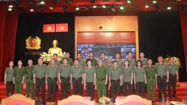 Hồ sơ nghiệp vụ là lực lượng đi đầu về chuyển đổi số trong CAND