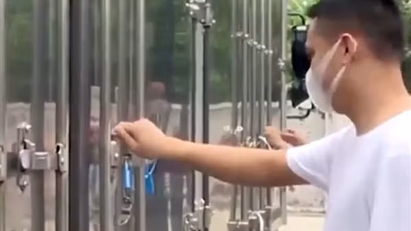 Giám đốc công ty chuyển phát đánh tráo hàng tại sân bay Nội Bài