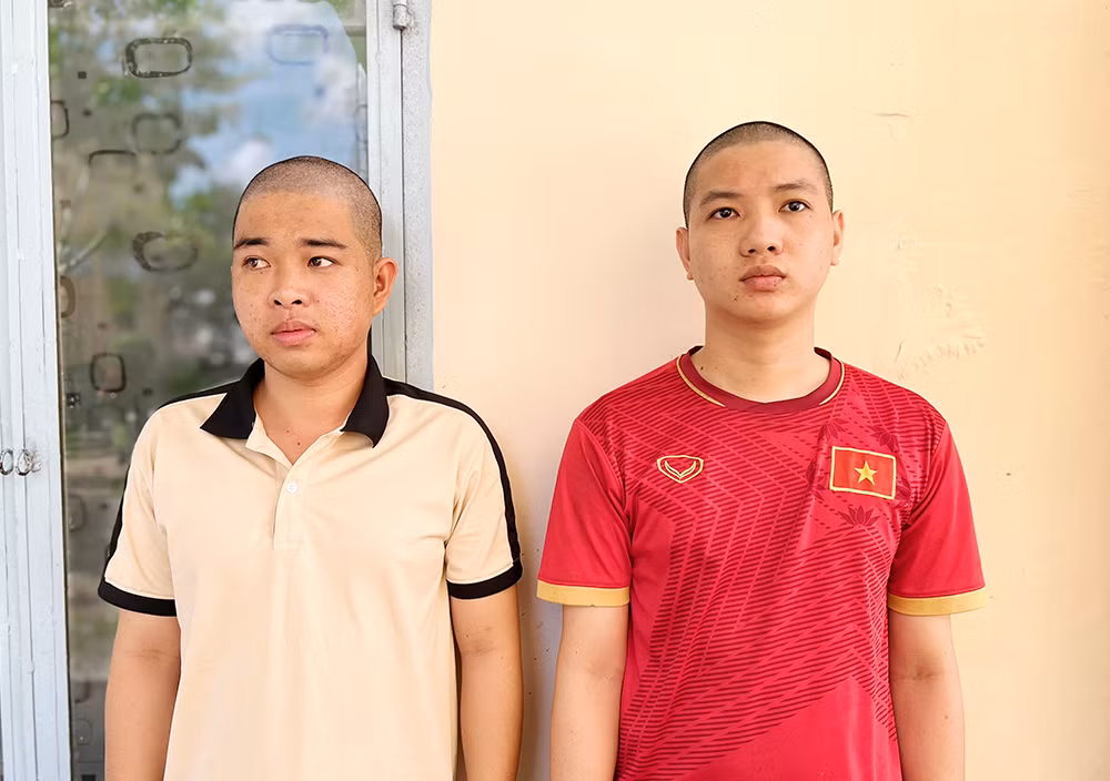 Khởi tố thêm 4 đối tượng trong đường dây làm văn bằng, chứng chỉ giả tại An Giang -0
