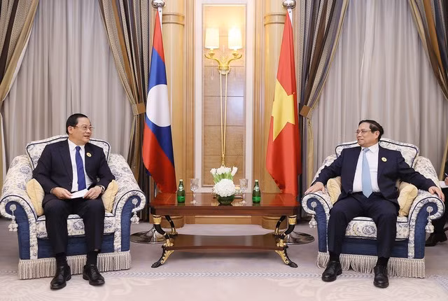Việt Nam, Lào thúc đẩy các dự án hạ tầng lớn, đưa hợp tác kinh tế biến chuyển về chất -0