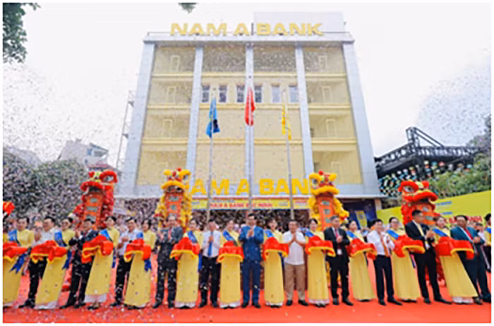 Hành trình vươn tầm vị thế ở một ngân hàng -0