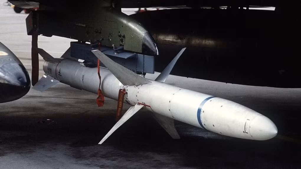 Nga tuyên bố bắn hạ hàng loạt tên lửa ATACMS và UAV của Ukraine -0