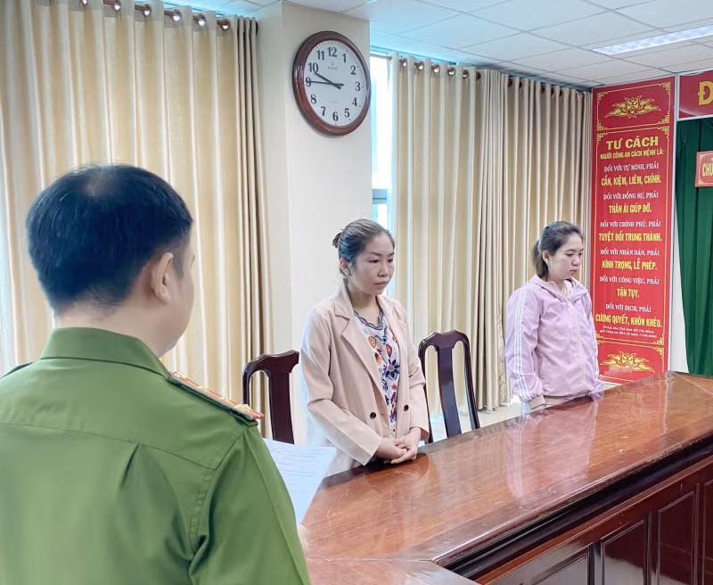 Cựu giám đốc Bệnh viện Đa khoa tỉnh Vĩnh Long nhận 1,4 tỷ đồng từ Công ty Việt Á -0