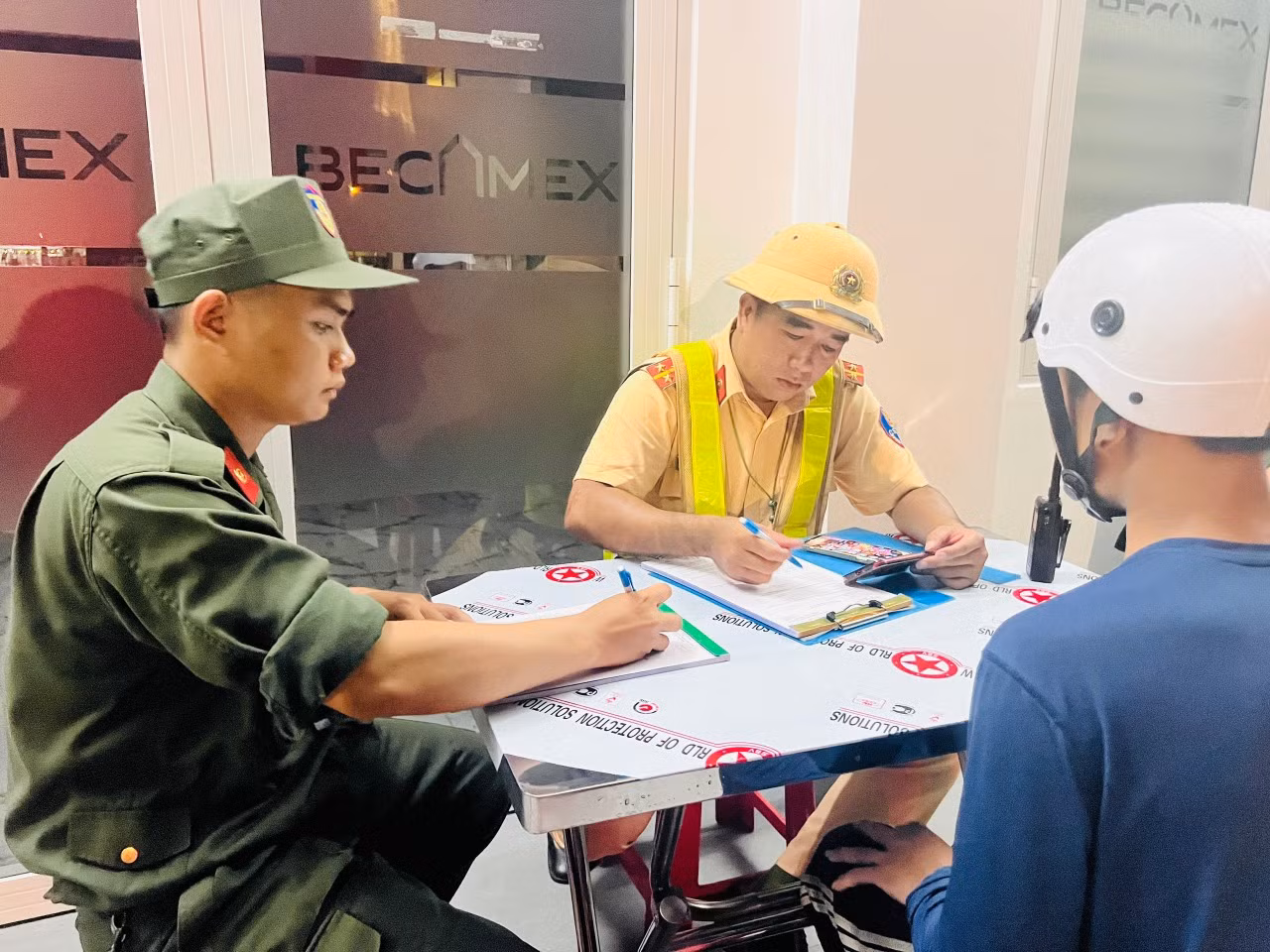Bình Dương xử phạt gần 1.800 trường hợp vi phạm nồng độ cồn -0