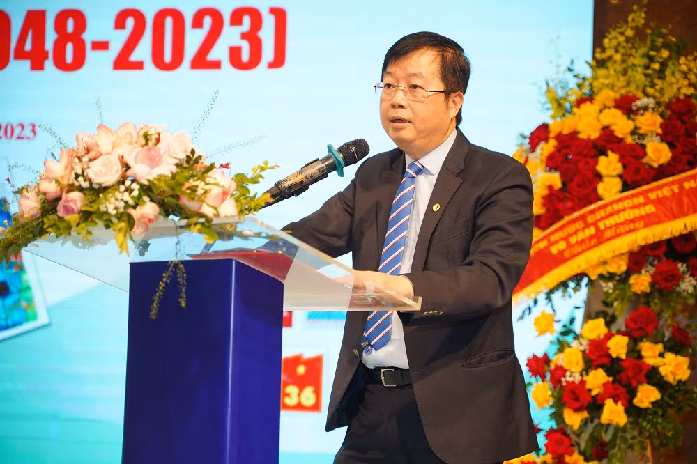 Báo Văn nghệ là cầu nối để giới văn nghệ thể hiện tinh thần trách nhiệm đối với sự phát triển văn hóa dân tộc -0