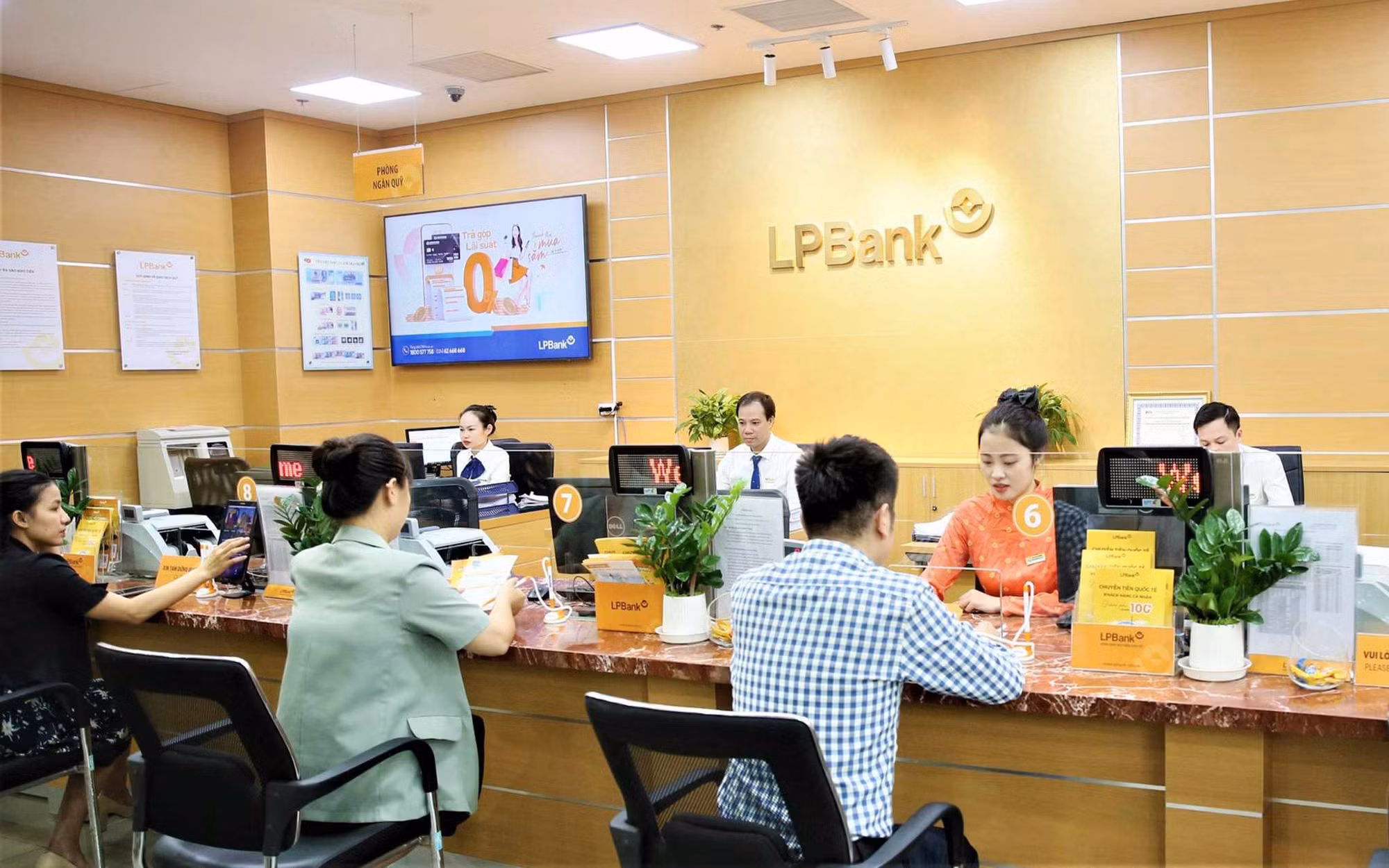 Quý III/2023: LPBank ghi nhận kết quả kinh doanh khả quan -0