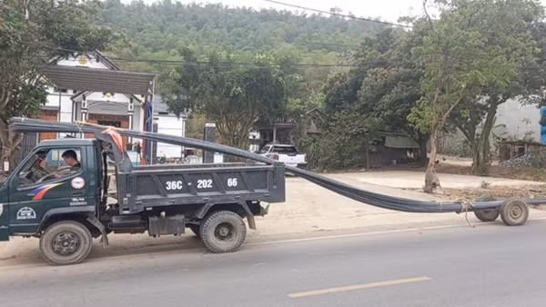 CSGT Thanh Hoá xử lý gần 3.000 trường hợp vi phạm kích thước thành thùng
