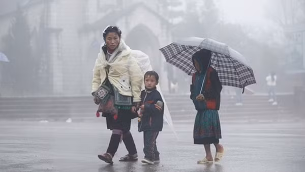 Miền Bắc nhiệt độ giảm, nhiều nơi mưa to