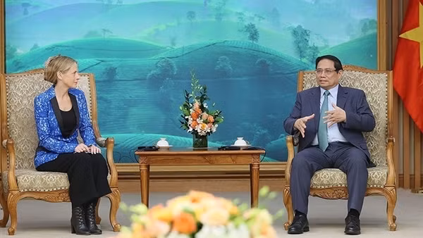 Thủ tướng Phạm Minh Chính tiếp lãnh đạo Tập đoàn Amazon