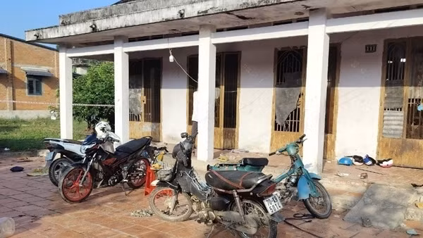 Điều tra vụ hai cha con tử vong bất thường tại nhà riêng