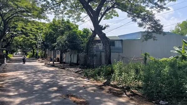 Hơn 1 năm vẫn chưa thể cưỡng chế hàng chục công trình xây dựng trái phép tại 2 dự án nhà ở