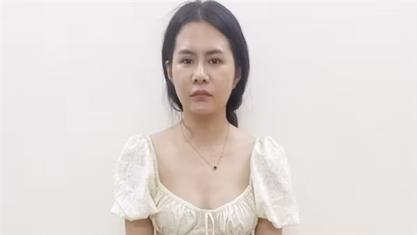 Hotgirl chuyên đột nhập đám cưới để trộm tiền mừng