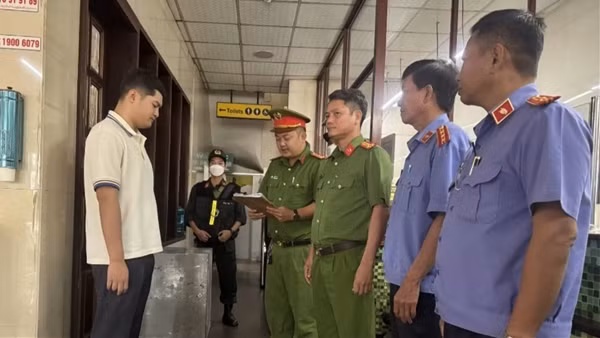 Truy tố Phó giám đốc Công ty Thành Bưởi và tài xế trong vụ tai nạn làm 5 người tử vong