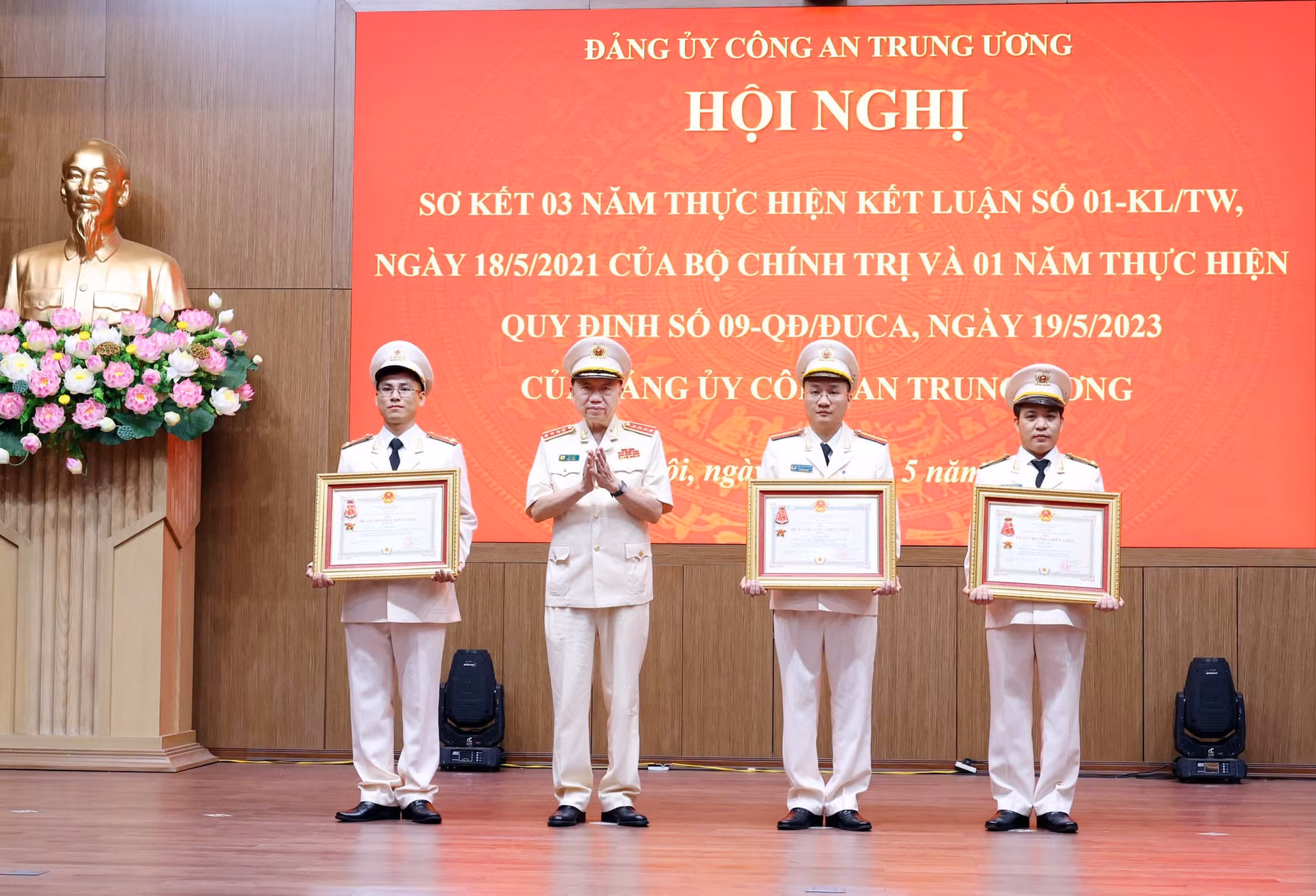 Lực lượng CAND tiên phong, gương mẫu, đi đầu trong “học tập và làm theo Bác” -0