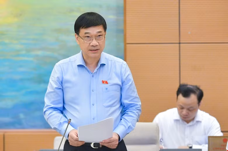 Giá vé máy bay còn tăng nữa không, vàng bao giờ hết 